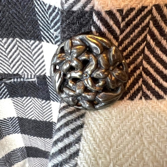 Forenza Vintage Black & White Plaid Blazer, Size 8 - Picture 4 of 5